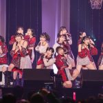 【ライブレポート】BEYOOOOONDS、特別感たっぷりな『待ち合わせはJR梅田駅で』を熱唱！＜52OSAKA ～Girls Castle～＞