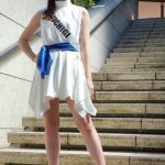 【写真特集】慶應義塾大学・堤萌さん、白のクールなミニ丈衣装で美を追求!「ダンスが好きでK-POPコピーダンスサークルに所属しています」