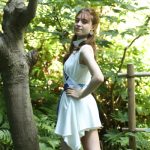 【写真特集】慶應義塾大学・堤萌さん、白のクールなミニ丈衣装で美を追求！「ダンスが好きでK-POPコピーダンスサークルに所属しています」