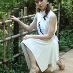 【写真特集】慶應義塾大学・堤萌さん、白のクールなミニ丈衣装で美を追求!「ダンスが好きでK-POPコピーダンスサークルに所属しています」