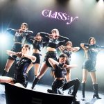 CLASS:y（クラッシー）が美脚見せ衣装で来日！新曲『TARGET』を単独コンサートで披露