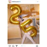 藤田ニコル、誕生日におしゃれウサギコスで美脚披露！