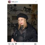 lol-エルオーエル-・hibiki、シースルーのトップスで下着透けるモノトーンコーデ披露