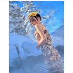 兒玉遥、雪原の露天風呂で美肌全開！