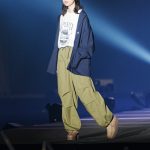 【写真特集】日向坂46・金村美玖、ジャケット羽織ったパンツスタイルでにっこり＜TGC 和歌山 2023＞