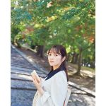 元日向坂46・宮田愛萌、凛とした眼差しで振り向く新規カット公開！初小説集『きらきらし』発売前重版決定