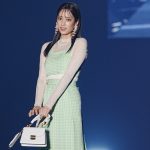 【写真特集】日向坂46・佐々木久美、淡いグリーンの透け感コーデでランウェイに登場！＜TGC 和歌山 2023＞