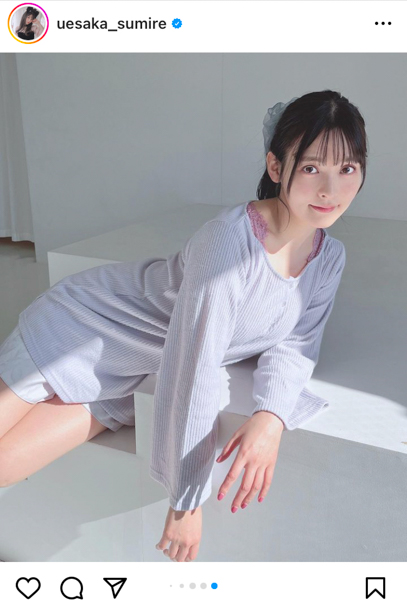 上坂すみれ、太ももで夢中にさせる美脚コーデに「毛深い」とファン大絶賛！