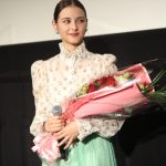 女優・嵐莉菜、『マイスモールランド』凱旋上映記念舞台挨拶に登場！「このお芝居を通して学んだことが大きかった」