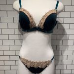 バーレスク東京・神山みれい、写真集イベント着用のランジェリー公開