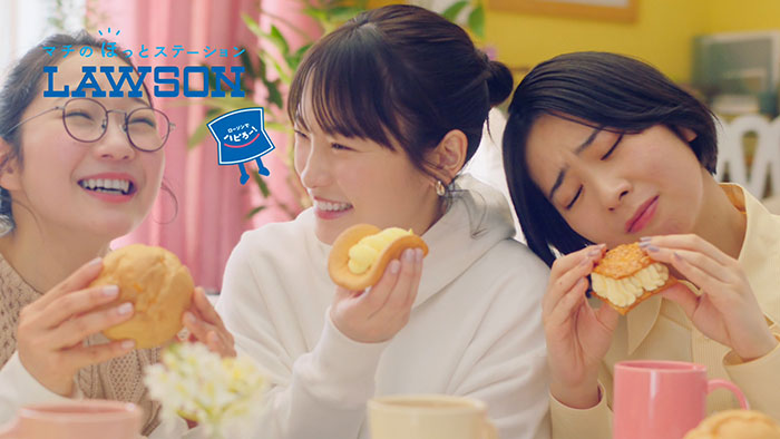 川栄李奈、「とろけまクリーーームッ!」 ローソンウチカフェCM公開