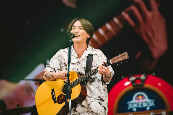 レッドブルの音楽ライブ『Red Bull Jukebox 2023』が優里の地元幕張メッセで開催