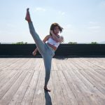 『水着ハイキック』が話題の安藤京香、今度はフィットネスアンバサダーに就任