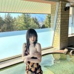 杉本愛莉鈴、『手ブラ』でどぎまぎ濡れワンピースショット公開！