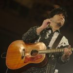 秦基博、弾き語りで『ひまわりの約束』を披露＜ギタージャンボリー2023＞