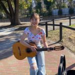 NMB48・本郷柚巴、豊満バストを脱ぎかけセクシーに見せつけ！