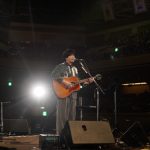 秦基博、弾き語りで『ひまわりの約束』を披露＜ギタージャンボリー2023＞