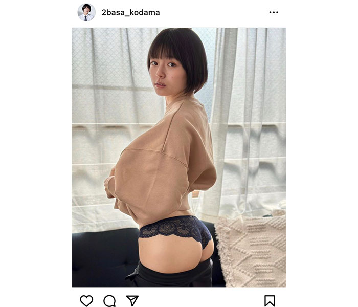 葉月つばさ、収穫したいプリッとした桃尻披露！