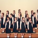 AKB48、メンバーの学生時代を追体験する新曲『どうしても君が好きだ』MVが公開！