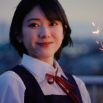 AKB48、メンバーの学生時代を追体験する新曲『どうしても君が好きだ』MVが公開！