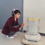 【ブルーバースデー】石川恋、スラックス制服姿にポニーテール×リボンを合わせたコーデが可愛すぎる！