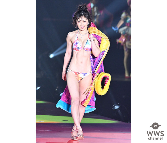 【写真特集】熊田曜子、「関コレ」ランウェイで腹筋割れボディ大胆披露！＜KANSAI COLLECTION 2023 S/S＞