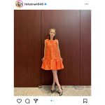 村重杏奈、「リアルリカちゃん人形」ノースリワンピで二の腕＆美脚披露！