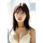 まねきケチャ・松下玲緒菜、衝撃の手ブラも披露した卒業記念デジタル写真集が発売