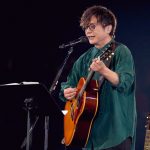 ポルノグラフィティ・岡野昭仁、『サウダージ』、『ハネウマライダー』など名曲を弾き語り＜ギタージャンボリー2023＞