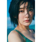 『暴太郎戦隊ドンブラザーズ』新田桃子、「週プレ」表紙で水着グラビア披露！