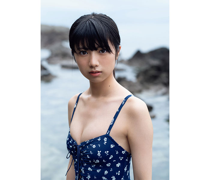石井薫子、大人へと成長した美ボディを披露