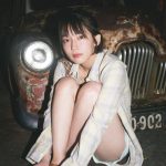 吉岡里帆、累計12万部超えの写真集2冊がデジタル版で発売