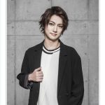 ゴールデンボンバー・樽美酒研二、テンションMAXなアー写公開！明らかに「浮いた姿」にファン困惑