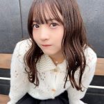黒嵜菜々子（Peel the Apple）、ミニスカで太ももチラり「衝撃的可愛さ」「お姫さま」とファン歓喜！
