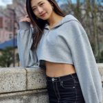 【写真特集】宮野真菜、ヘソ出しでカジュアルなジーンズコーデで登場!「あまり意識しない方がスタイルを維持できます」