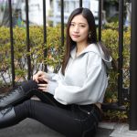 【写真特集】宮野真菜、ヘソ出しでカジュアルなジーンズコーデで登場！「あまり意識しない方がスタイルを維持できます」