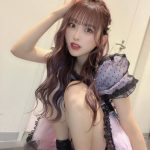 咲真ゆか（MyDearDarlin’）、キュートな笑顔で見つめつつ裏ももチラリあざとショット公開！