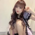 咲真ゆか（MyDearDarlin’）、キュートな笑顔で見つめつつ裏ももチラリあざとショット公開！