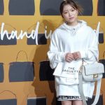 【動画】元HKT48・矢吹奈子が生脚チラリ！大人可愛いFENDIミニ丈スタイルでお目見え！