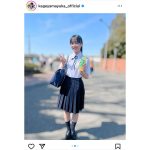 日向坂46・影山優佳、黒髪ポニーテールの爽やかな制服ショット公開！