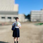 日向坂46・影山優佳、黒髪ポニーテールの爽やかな制服ショット公開！