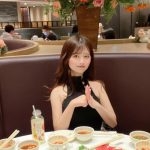 佐藤かれん、ノースリーブで食べる火鍋にモリモリ！