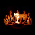 LE SSERAFIM、『連帯』を表現したフルアルバムコンセプトフォトを公開