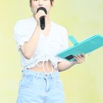 【写真特集】宮崎あみさ、美脚がまぶしいミニ丈デニムコーデでMCに挑戦！＜近代麻雀水着祭2023＞