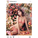 藤田ニコル、ランジェリー姿で腹筋割れ＆くびれボディ披露