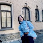 のん、自作ブラウスを着たお出かけSHOTに絶賛の声