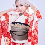 ギャルモデル・しゃんが振袖姿を披露「着物は深いなぁ」