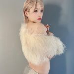 東條ゆりあ（MyDearDarlin’）、フェチ突き刺しまくりのシルバー水着で釘付け！