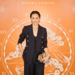米倉涼子、全身黒のカジュアルコーデを披露！「ブルガリホテル東京」オープニングパーティーに出席