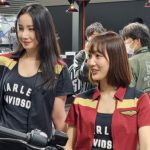 レースクイーン・安倍有里子、吉川ゆのが第2回名古屋モーターサイクルショーに登場！ハーレーダビットソンブース盛り上げる！